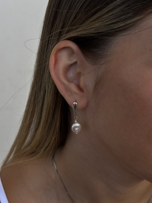 עגיל רוני - עגיל תלוי מכסף 925 עם פנינה עגולה - M.Bren