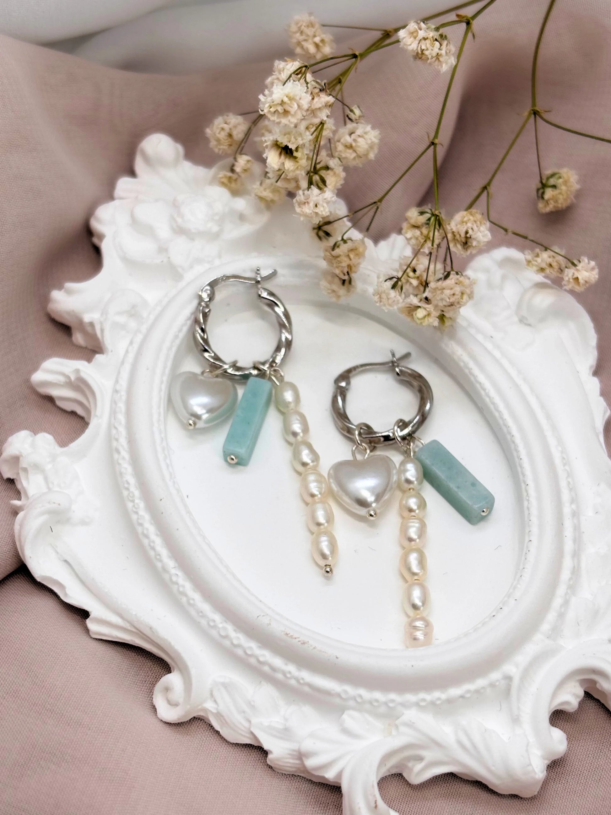 עגילים מכסף סטרלינג 925 בעיצוב חישוק עם תליון פנינים, לב וכחול טורקיז, תכשיט בעבודת יד