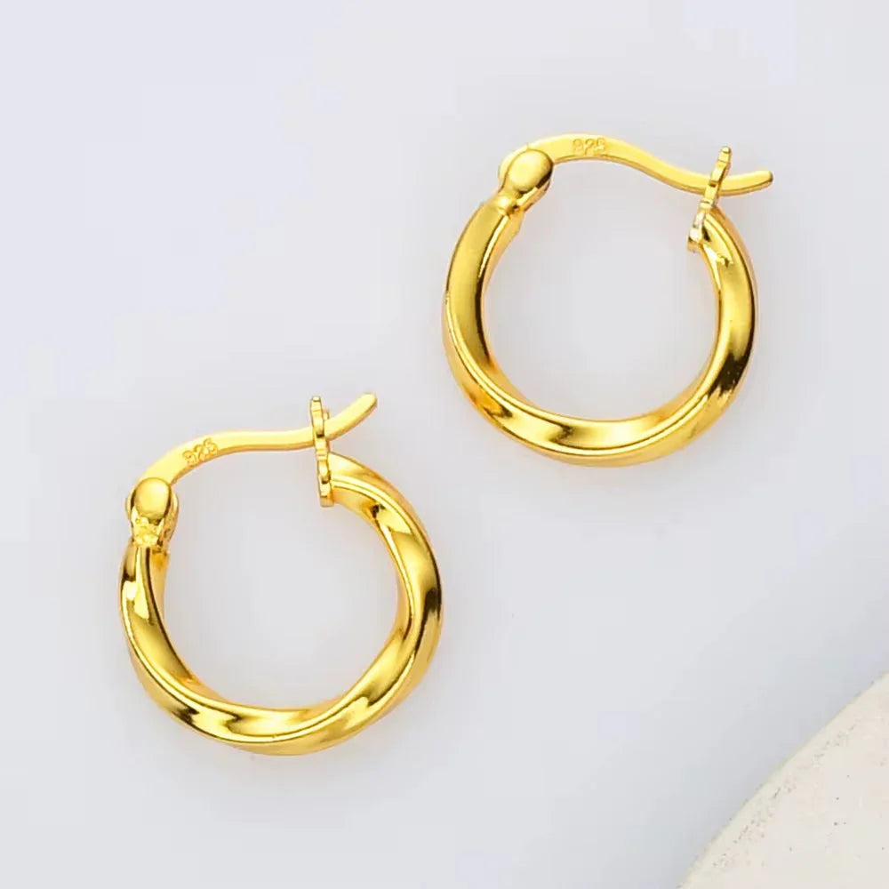 עגיל חישוק טוויסט - כסף 925 - M.Bren