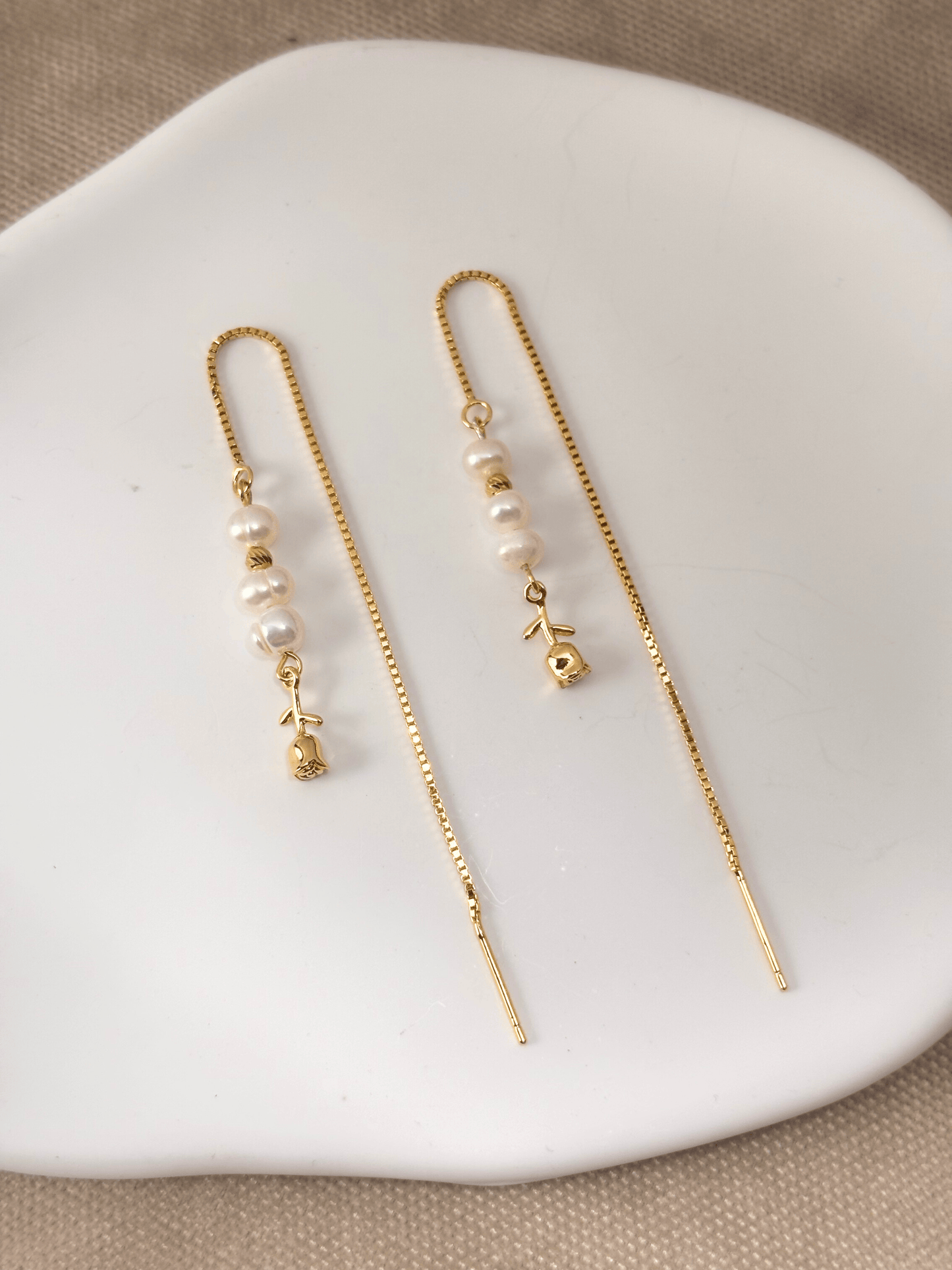 עגיל מדליין - כסף 925 פנינים ותליון ורד